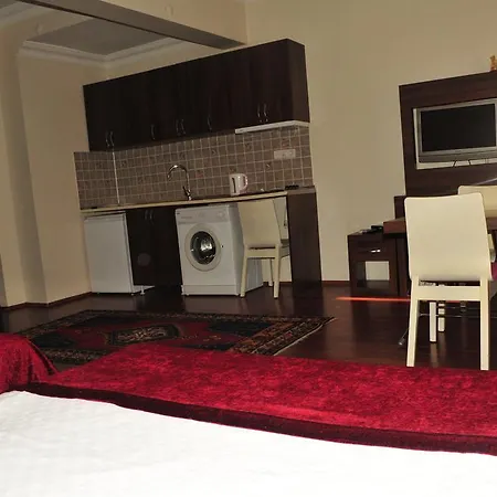 Hotel Queen