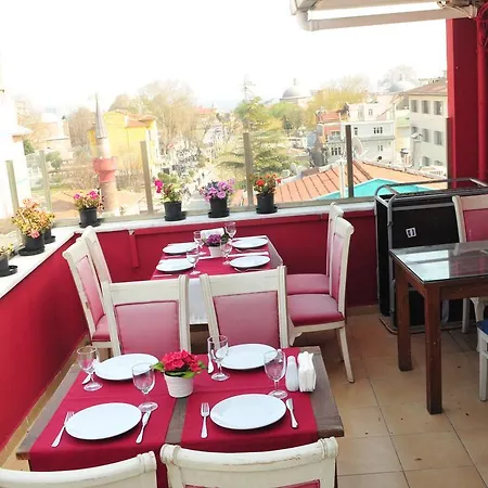 Hotel Queen Istanbul