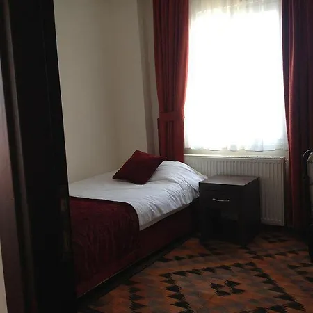 Hotel Queen