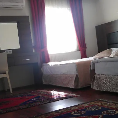 Hotel Queen