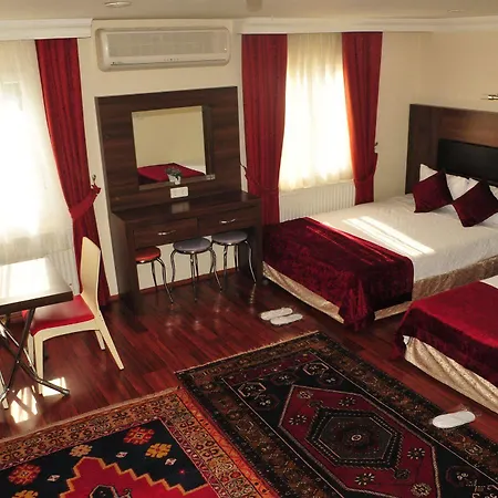 Queen Hotel