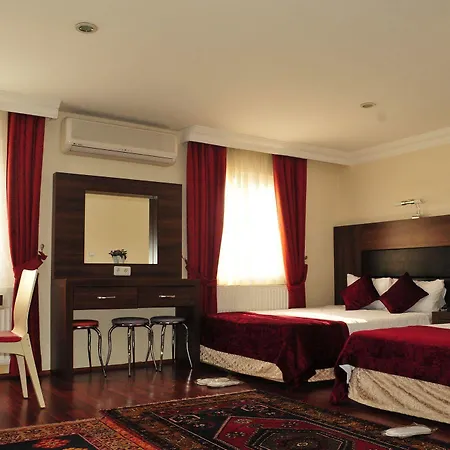 Queen Hotel